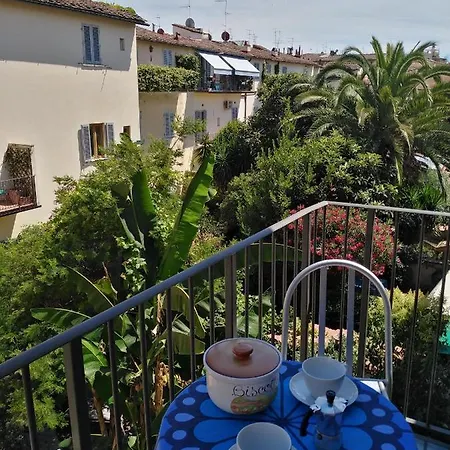 In San Frediano 4*