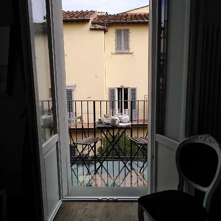 Bed & Breakfast In San Frediano