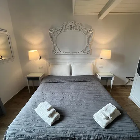 In San Frediano 4*