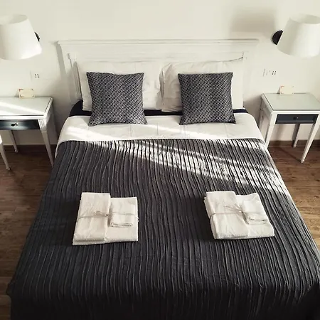 Bed & Breakfast In San Frediano Florens